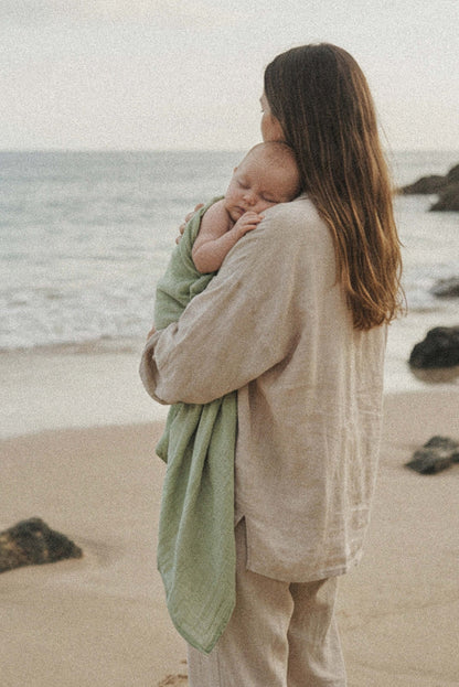 SOFT TOUCH 31x31 BAMBOO newborn muslin cloths - Matcha - Milk